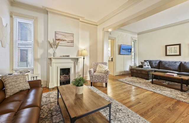 Newly Renovated, Charming Downtown Buffalo Home + Free Parking