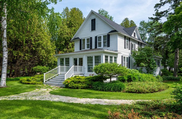 Newly renovated, charming 1903 farmhouse in the heart of Ephraim