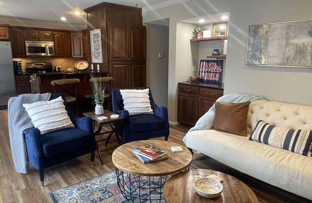 Newly Renovated Charming Oxford Condo Located Steps to the Square!