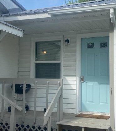 Newly Renovated Cozy Place Minutes From The Lake