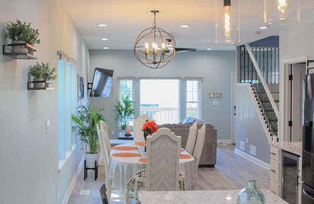 Newly Renovated Full Family House in Bayview!
