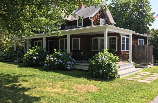 Neu renovierte Hamptons Startseite Im Herzen des historischen East Hampton Village