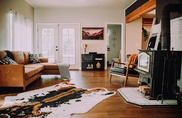 Newly renovated historical house. Walking distance to all of downtown!