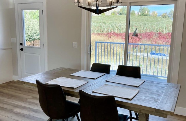 Newly Renovated Home Orchards!