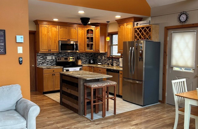 Newly renovated kitchen, 3 Bed/2 Bath, Finished Basement w/game room!!