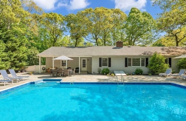 Newly Renovated Modern Home With Beach Access and Pool!