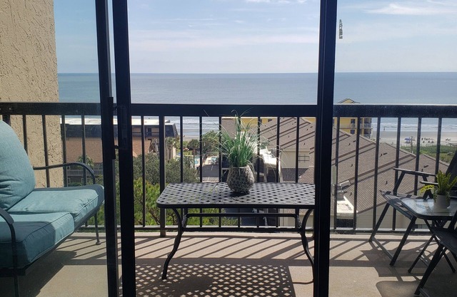 Newly renovated ocean view condo on 75th Ave