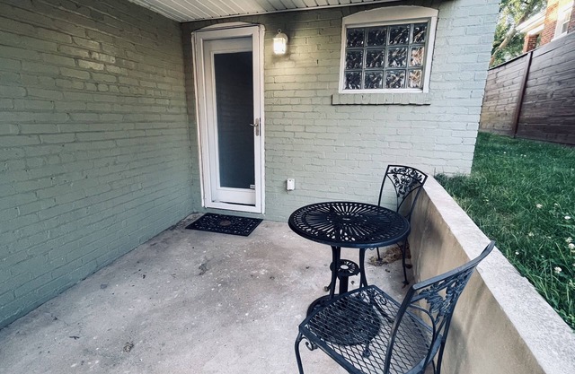 Newly Renovated Spacious 1BD apartment in Washington DC!
