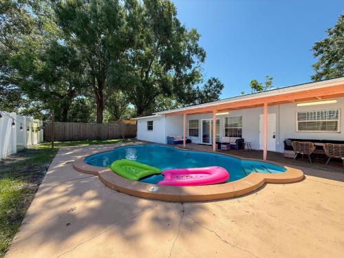 Newly Renovated Tampa Home Near Hard Rock Casino!