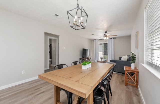 NEWLY Renovated Townhome - 2 Mi. From Campus!