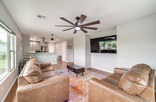 Newly Renovated Unit Near Dtwn Tulsa & Hospitals!