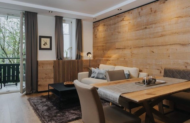 Newly renovated vacation apartment, in the middle of the old Hofmark (3)