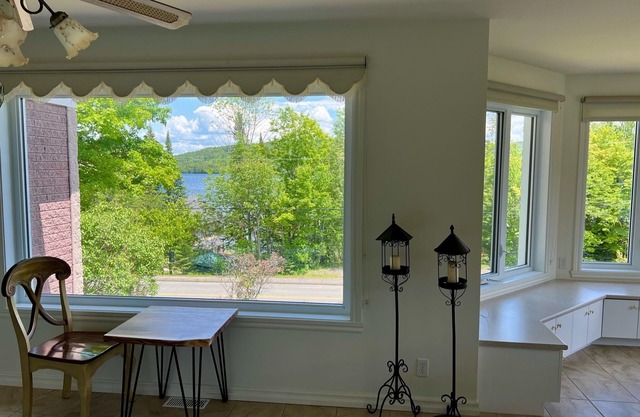Newly renovated villa with magnificent views, spa & beach