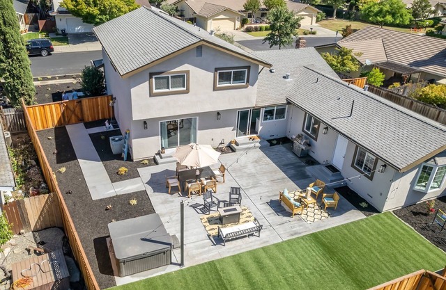 Newly Renovated Wine Country Home w/ Guest House