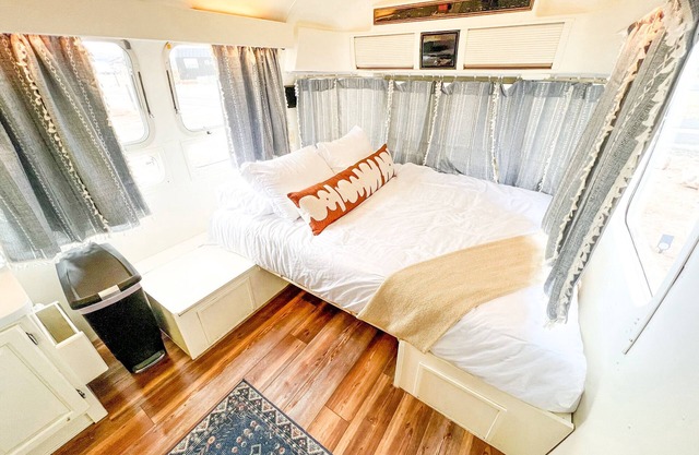 Newly updated Airstream with modern amenities on the bank of the Colorado River.
