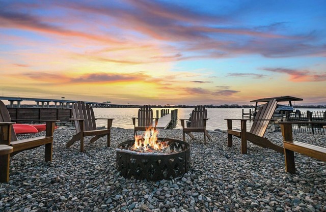 Sunset Beach am kleinen See Butte Des Morts - EAA, Packer Games, Country Fest