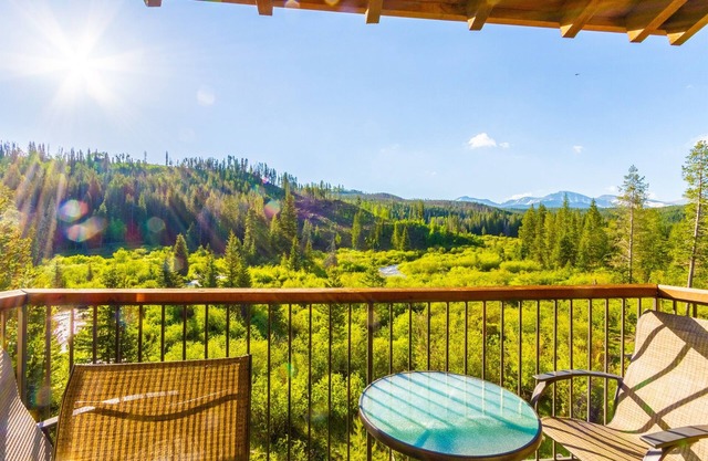 RiverViews TopFlr Private HideawayPark Cozy InTown
