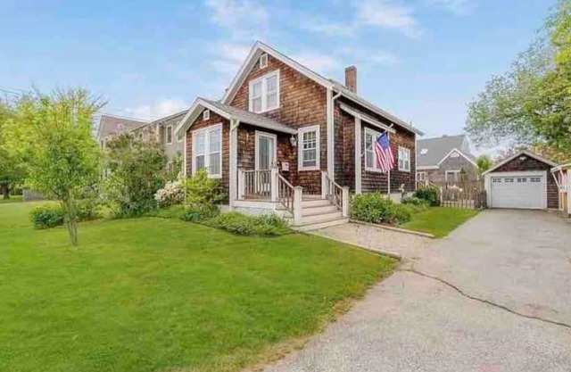 Newport Cottage