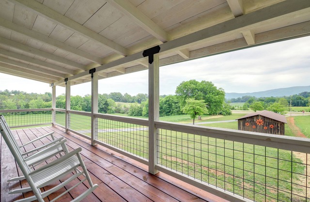 Newport Retreat: 12 Mi to Great Smoky Mountains!