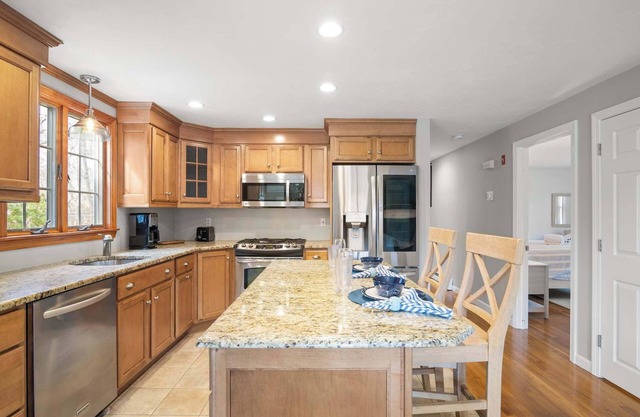 Next to Bike Trail, Thompson Field, Dog Friendly!
