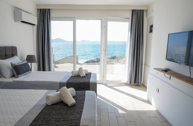 Ni Marin Hotel