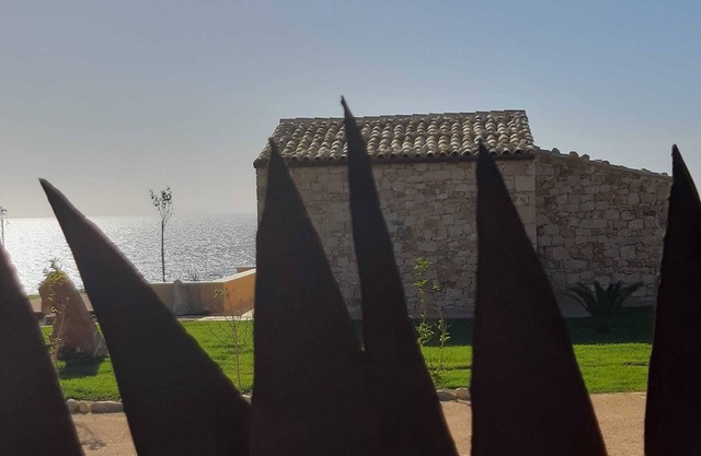 Nica Stone Dwelling