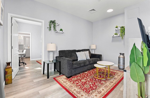 Nice 1BR Near Encore Boston 4923