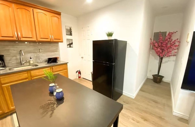 Nice and Cozy studio in Long Island City. Comfortable and close to Manhattan
