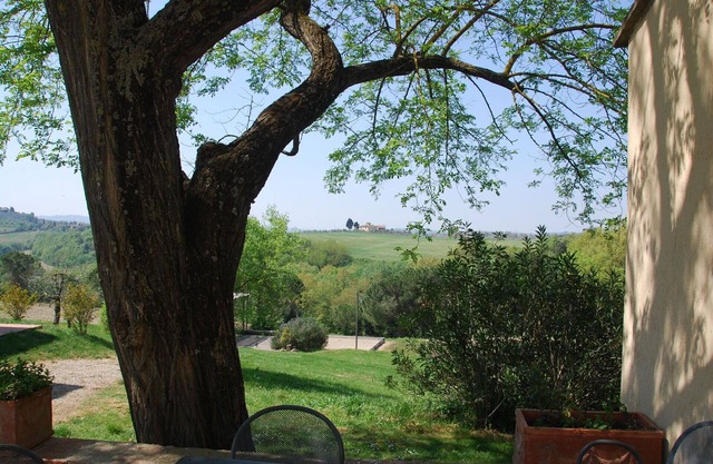 Herrliche Wohnung in einem Ferienhaus mit Pool, W-LAN, Panoramablick, Parkplatz, bei San Gimignano