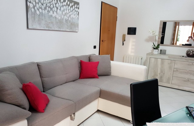 Bonito apartamento muy cerca del mar