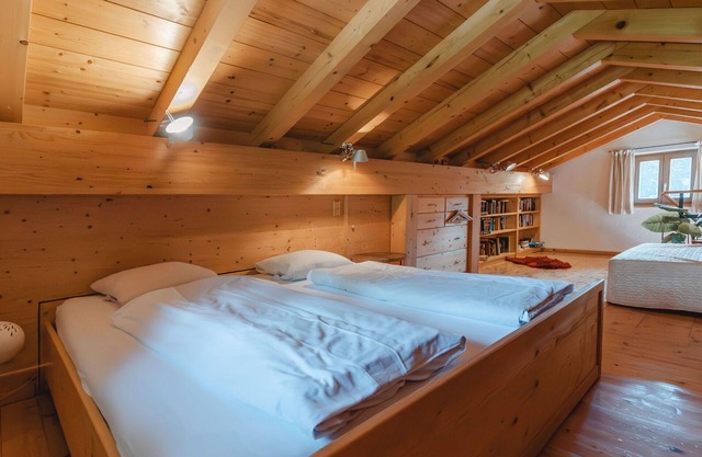 Angenehme Wohnung für 6 Leute mit W-LAN, TV, Balkon und Parkplatz
