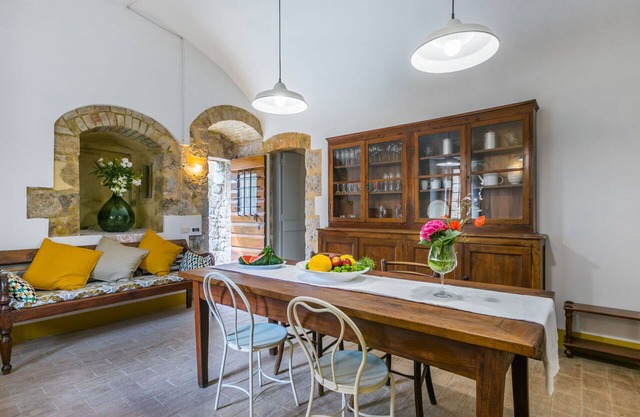 Schöne Wohnung mit W-LAN, TV, Innenhof, Haustiere erlaubt, Panoramablick und Parkplatz