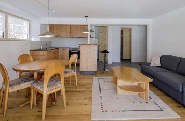 Angenehme Wohnung für 2 Gäste mit TV