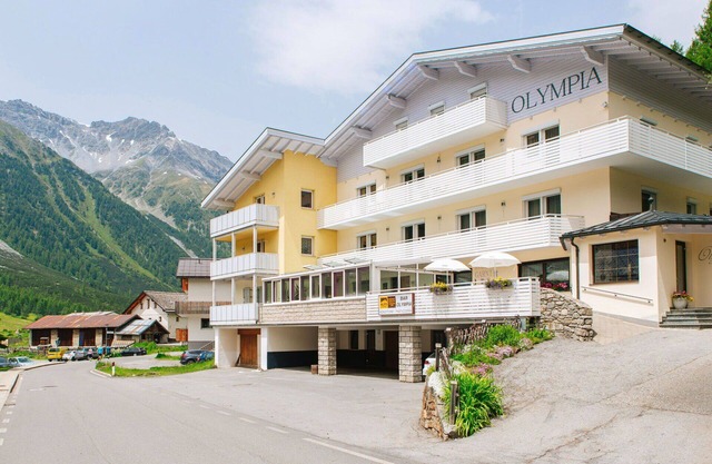 Herrliche Wohnung für 3 Gäste mit W-LAN, Terrasse, Haustiere erlaubt, Panoramablick und Parkplatz