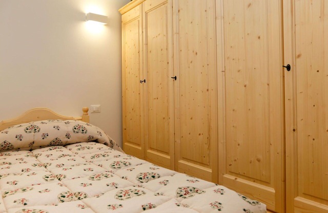 Angenehme Wohnung für 3 Personen mit W-LAN, TV, Innenhof, Haustiere erlaubt und Parkplatz