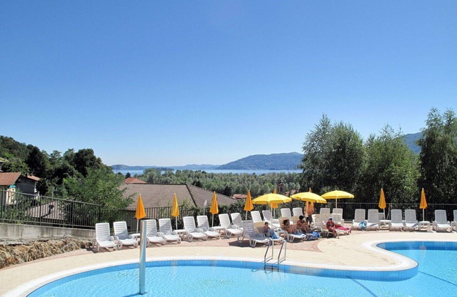 Herrliche Wohnung für 3 Personen mit W-LAN, Pool, TV, Balkon und Parkplatz