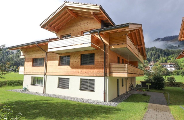 Gemütliche Wohnung für 4 Gäste mit W-LAN und Balkon