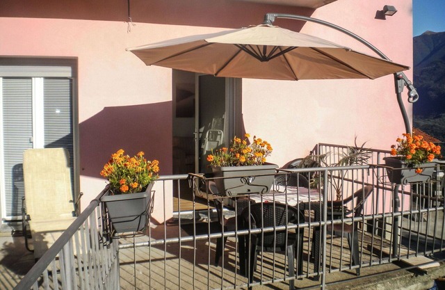 Angenehme Wohnung für 4 Gäste mit W-LAN, TV, Terrasse, Haustiere erlaubt und Parkplatz