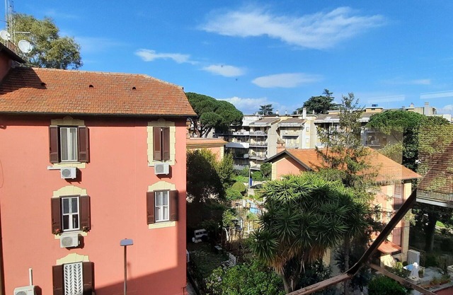 Angenehme Wohnung für 5 Gäste mit W-LAN, TV, Balkon, Haustiere erlaubt und Parkplatz
