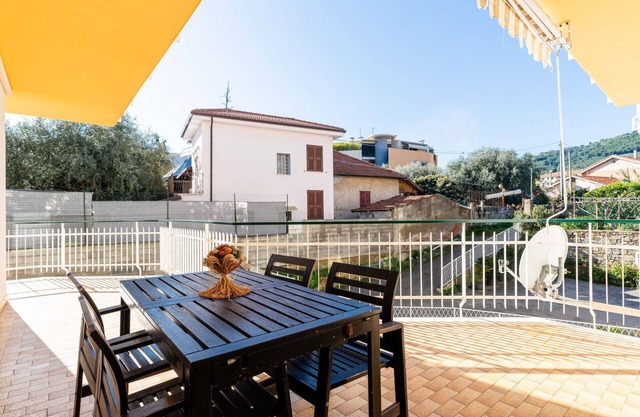 Herrliche Wohnung für 6 Leute mit W-LAN, Balkon, Haustiere erlaubt und Parkplatz