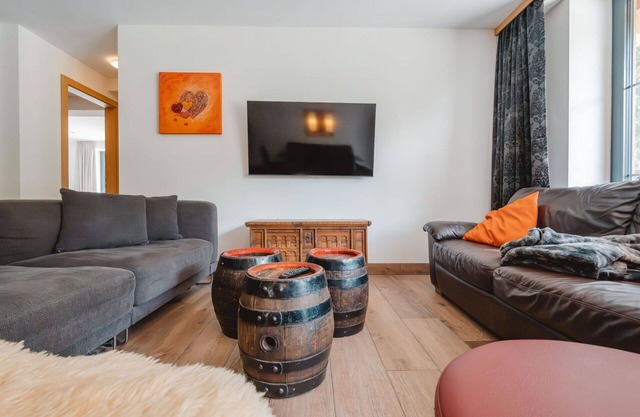 Gemütliche Wohnung für 8 Gäste mit W-LAN, TV, Terrasse, Panoramablick und Parkplatz