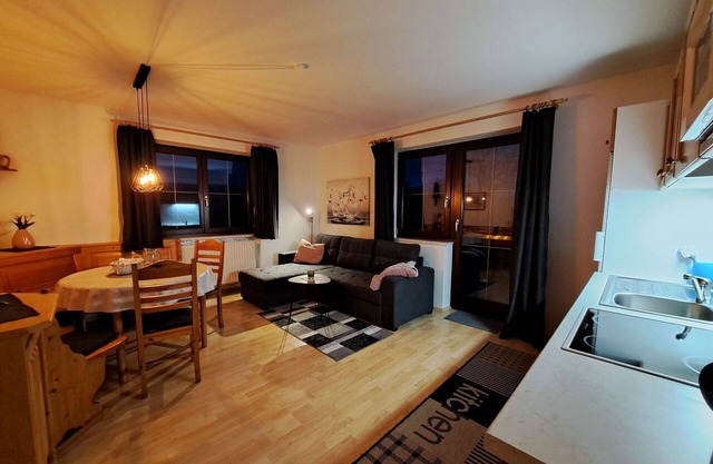 Schöne Wohnung für 3 Gäste mit W-LAN, TV, Balkon und Parkplatz