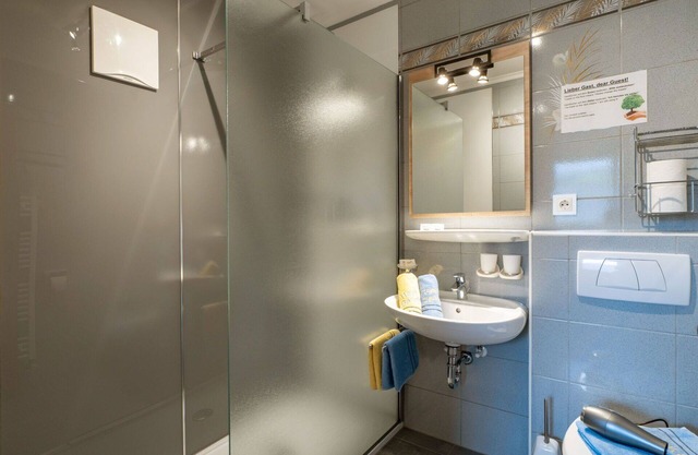 Herrliche Wohnung für 6 Gäste mit W-LAN, TV, Balkon und Parkplatz
