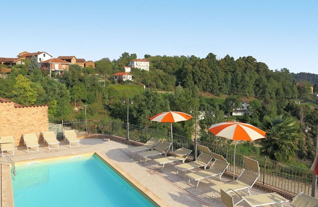 Gemütliche Wohnung für 3 Leute mit W-LAN, Pool, TV, Innenhof, Haustiere erlaubt und Parkplatz