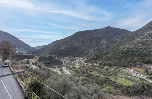 Nice apartment for 4 people with WIFI, TV, balcony and pets allowed