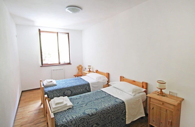Angenehme Wohnung mit W-LAN, Pool, TV, Terrasse, Haustiere erlaubt, Parkplatz, bei Riva Del Garda