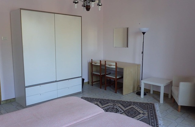 Schöne Wohnung in der Nähe der Riviera