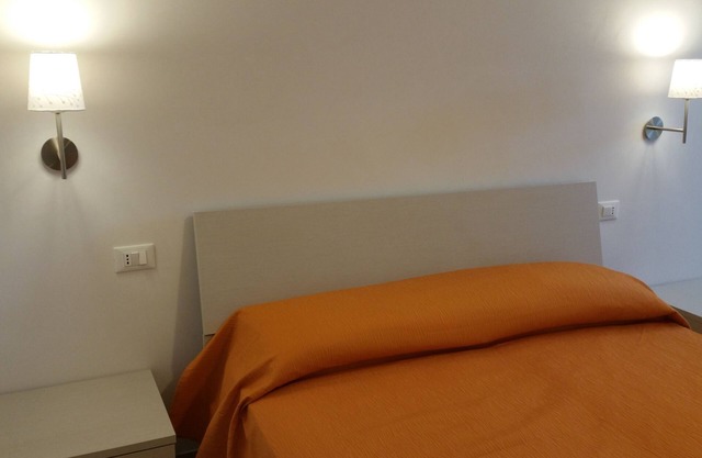 Schöne brandneue Wohnung in der Nähe des Meeres und des Zentrums.