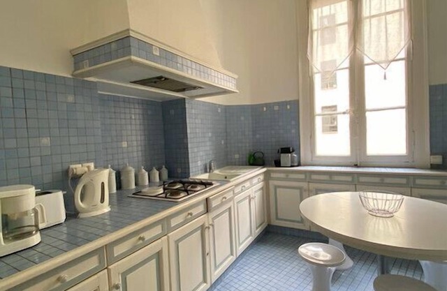 Nice Apt With Balcony In The Heart Of Nantes!