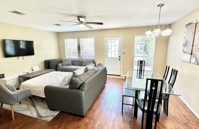 Nice Cozy Home w/Lake Access